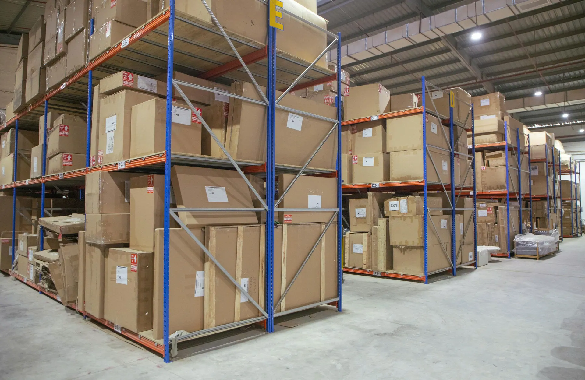 Warehouse racks, ready-to-ship stock
